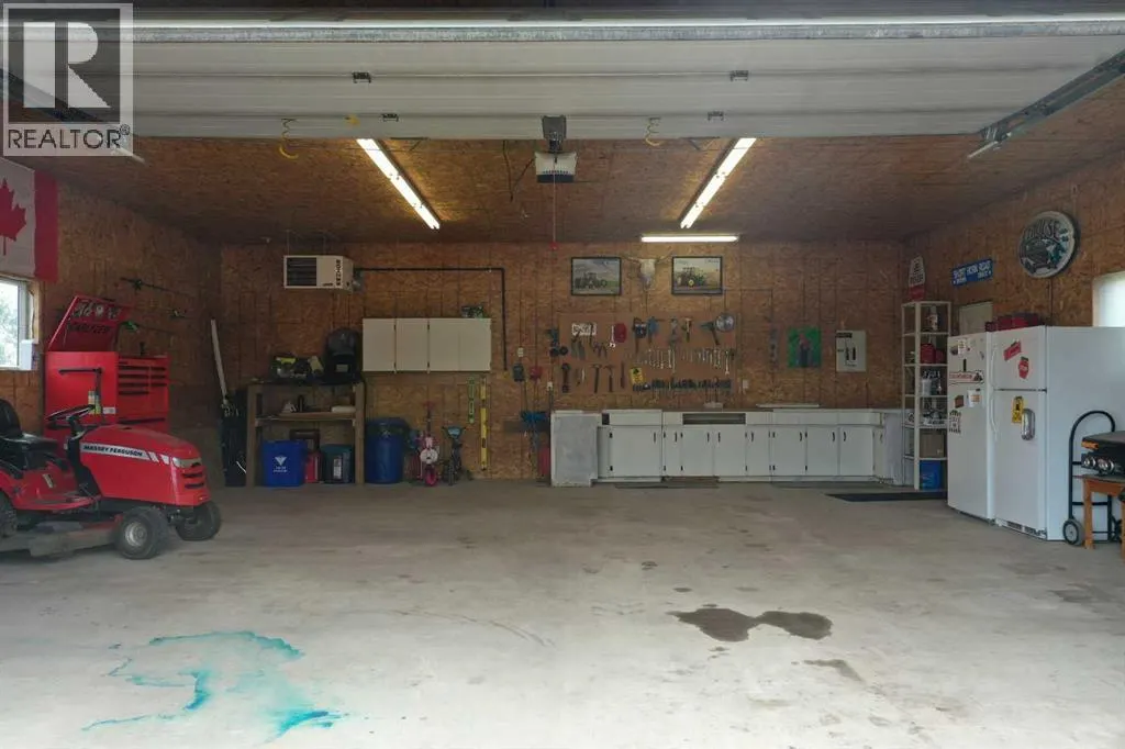 9 2 Avenue S