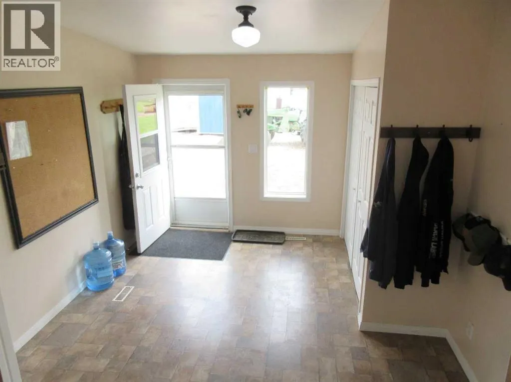 9 2 Avenue S