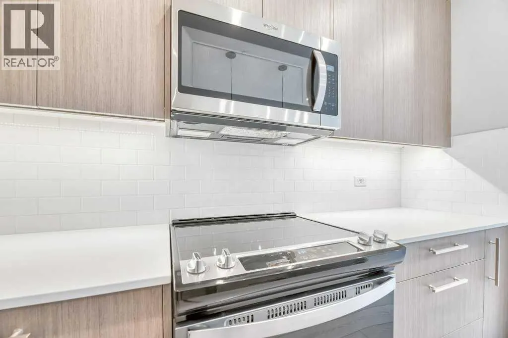 3103, 6 Merganser Drive W