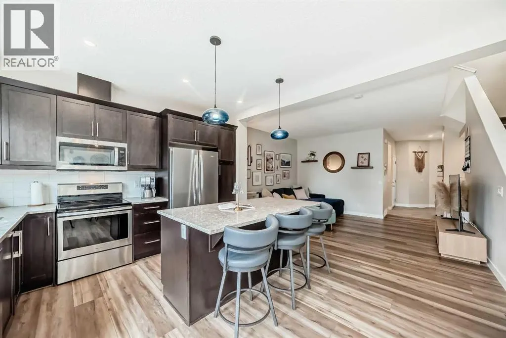 106 Kingfisher Crescent SE