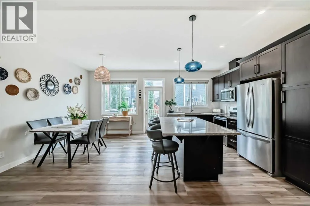 106 Kingfisher Crescent SE