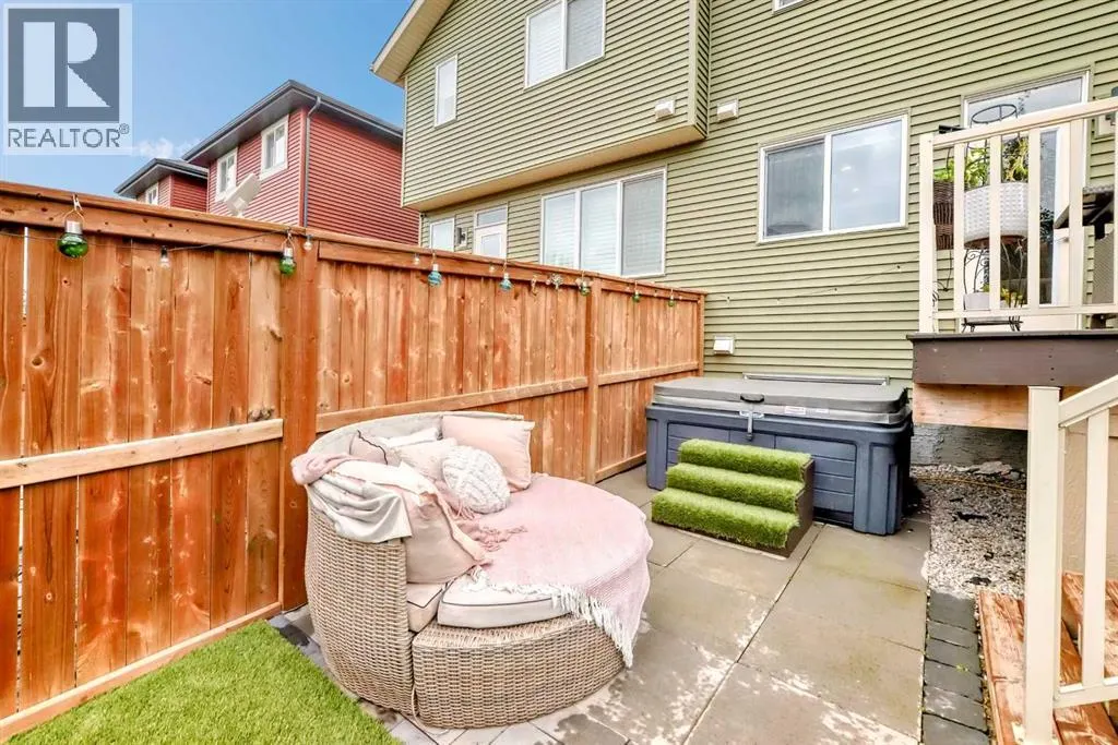 106 Kingfisher Crescent SE