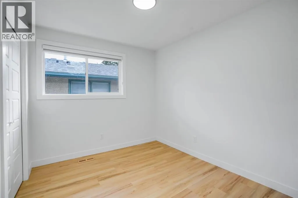 264 Penbrooke Close SE