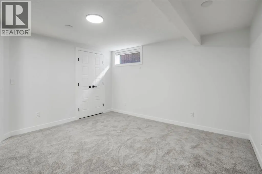 264 Penbrooke Close SE