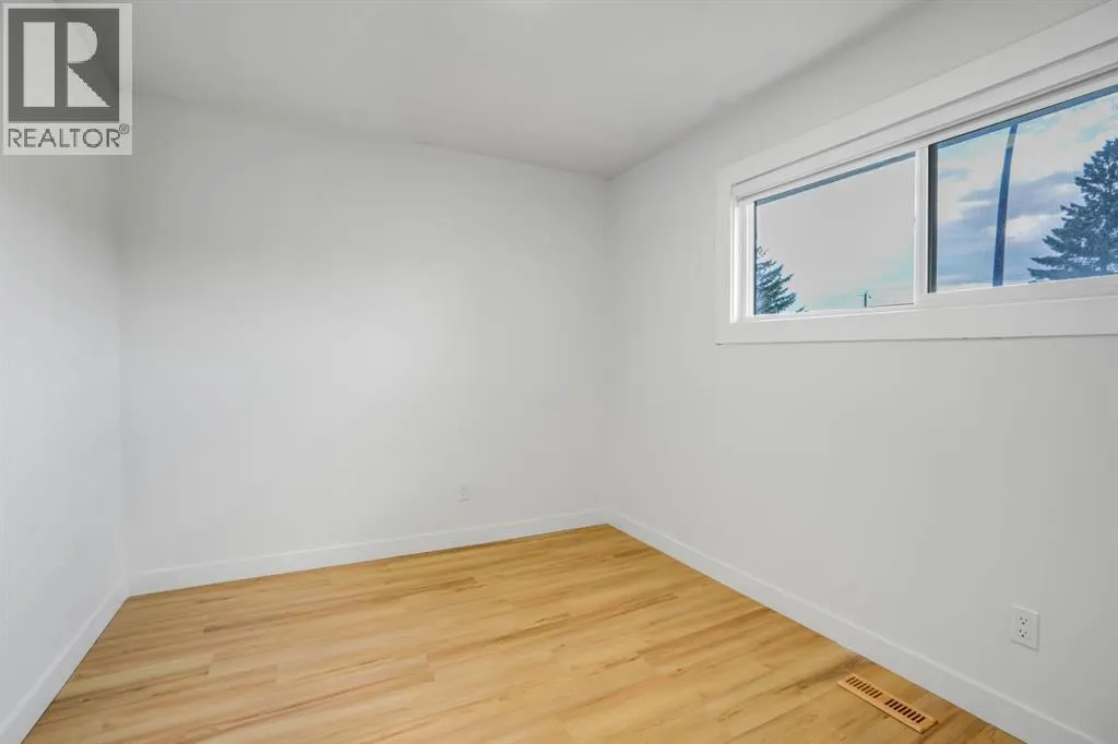 264 Penbrooke Close SE