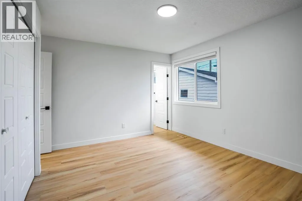 264 Penbrooke Close SE
