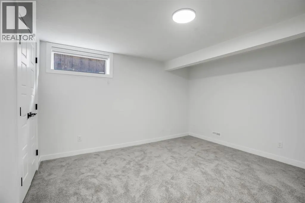 264 Penbrooke Close SE