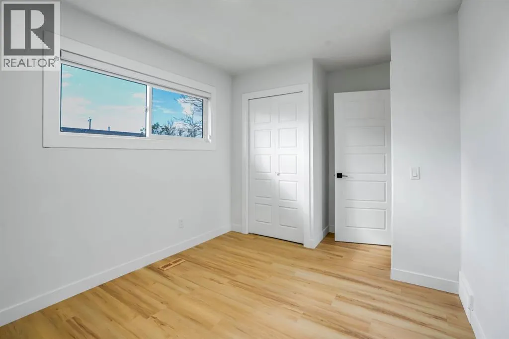264 Penbrooke Close SE
