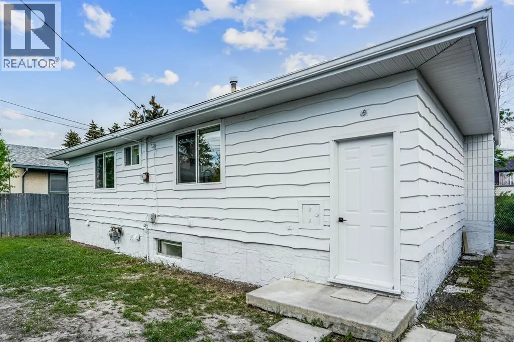 264 Penbrooke Close SE