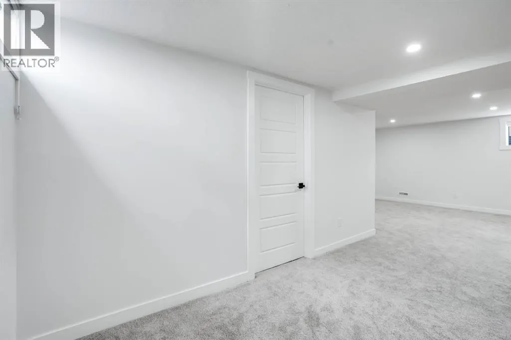 264 Penbrooke Close SE