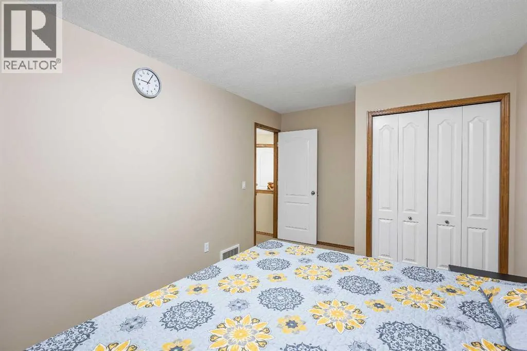 213 Hawkmere Close