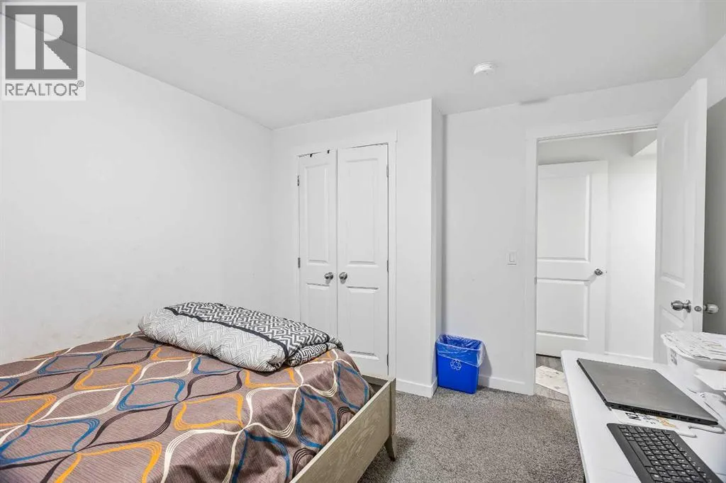 213 Hawkmere Close