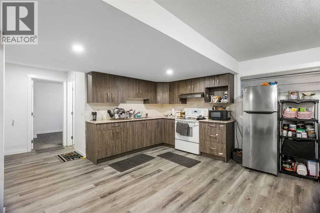 213 Hawkmere Close