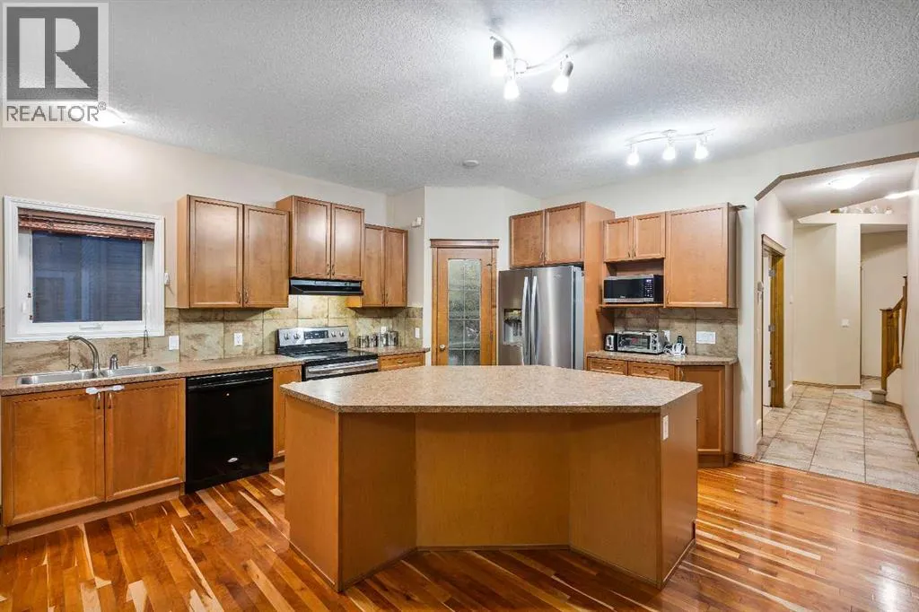 213 Hawkmere Close