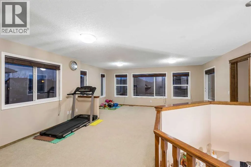 213 Hawkmere Close