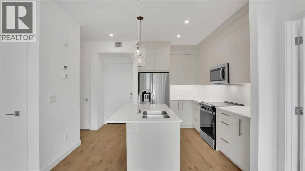 4415, 6 Merganser Drive W