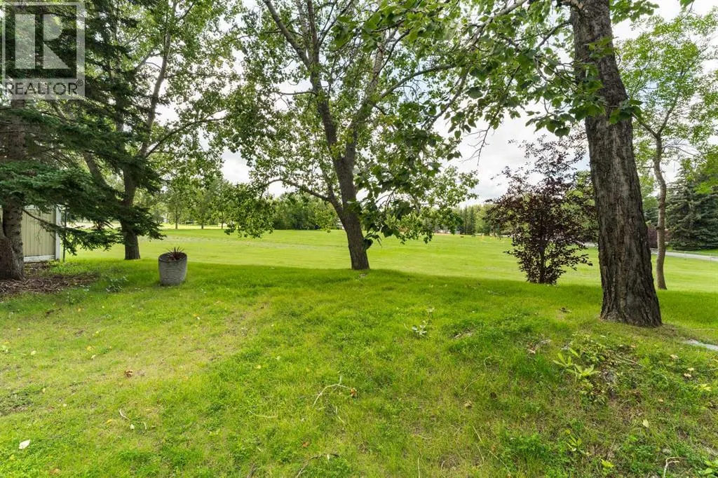 10, 803 Varsity Estates Drive NW