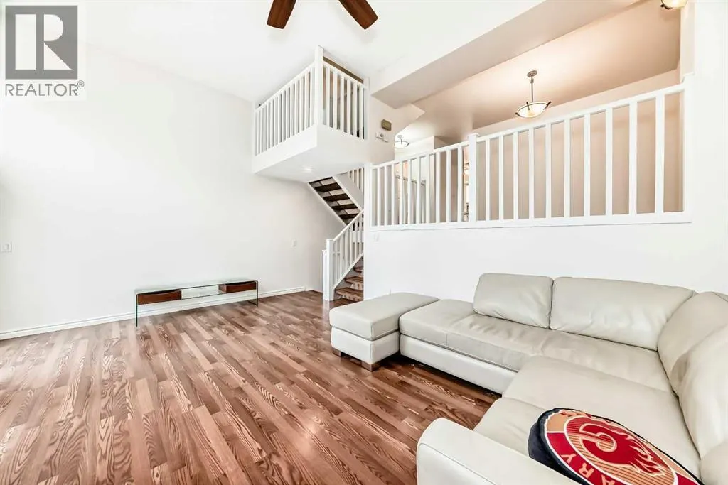 39, 185 Woodridge Drive SW