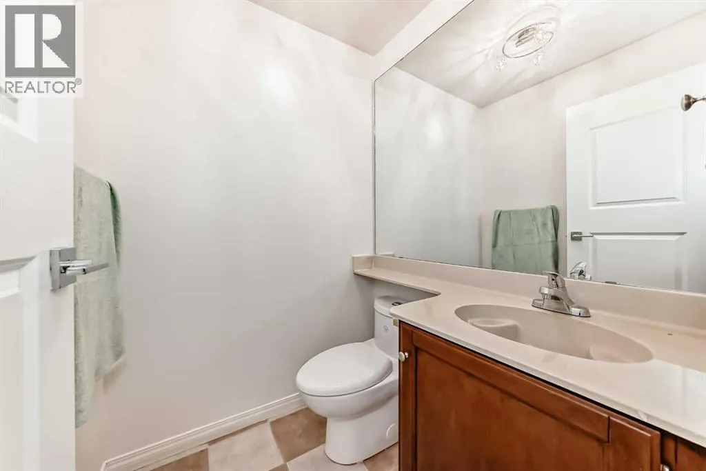 39, 185 Woodridge Drive SW