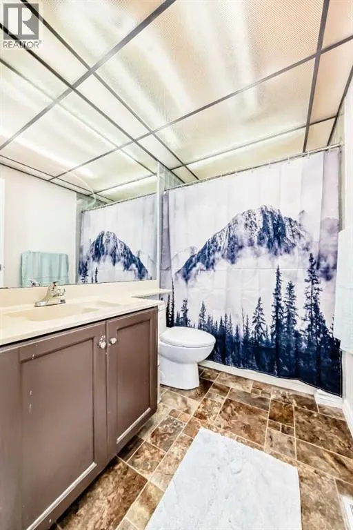 39, 185 Woodridge Drive SW