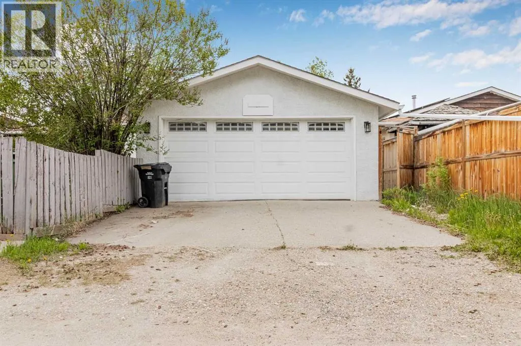 10512 Oakfield Drive SW