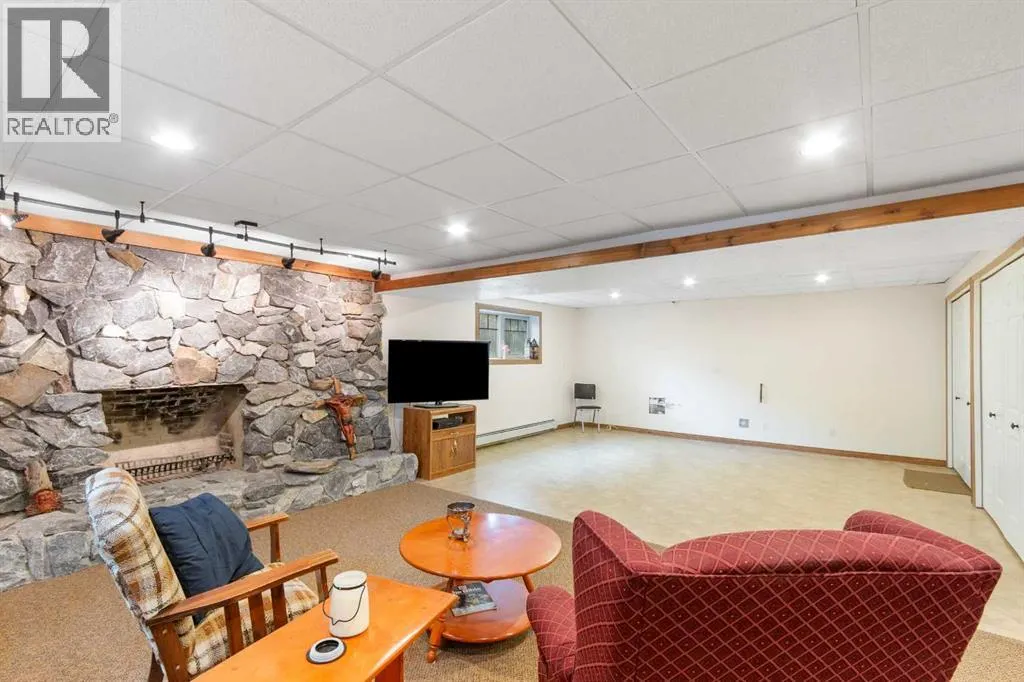 671 Wallace Drive