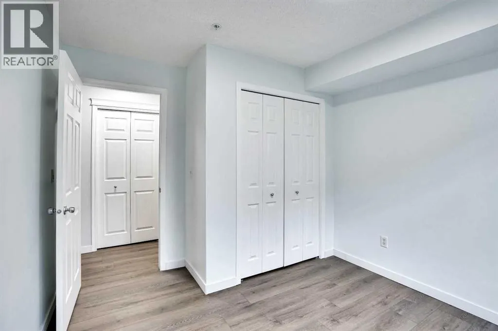 2105, 43 Country Village Lane NE