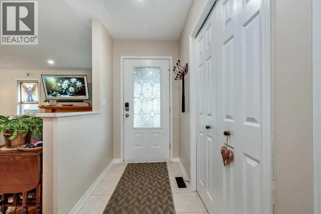 13 Dillon Close