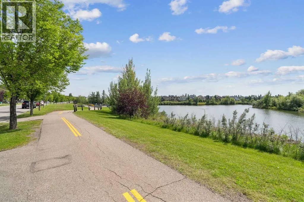 268 Mckenzie Towne Link SE