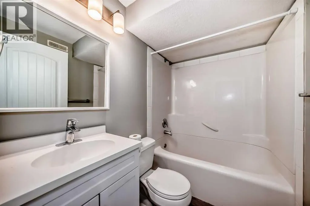 58 Legacy Boulevard SE