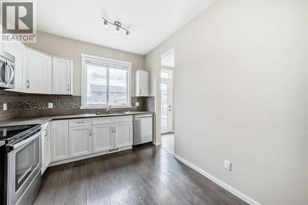 58 Legacy Boulevard SE