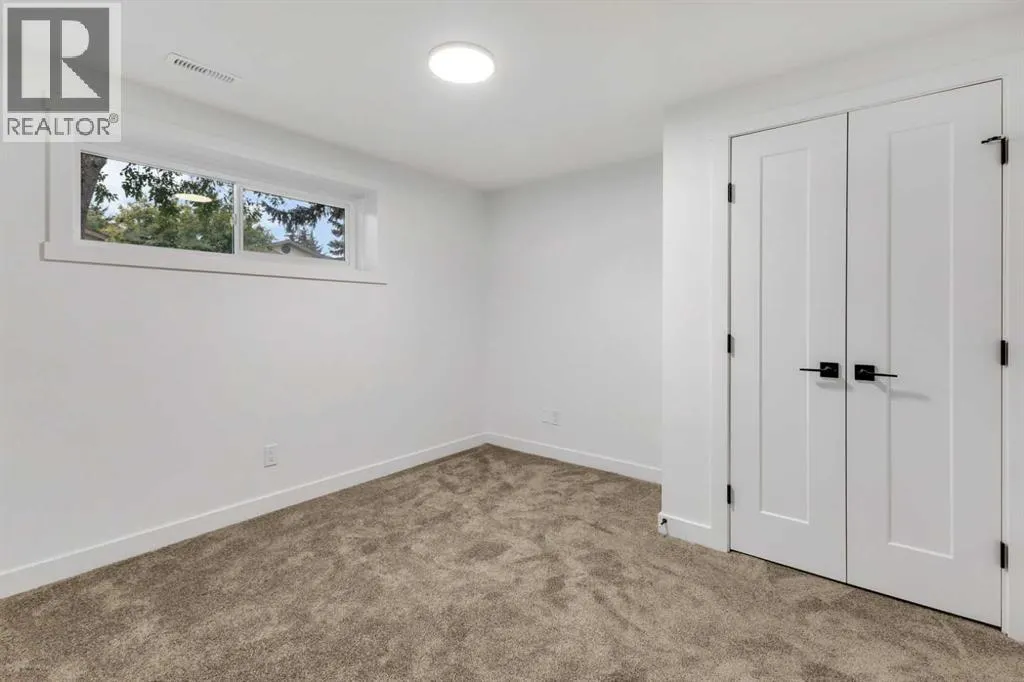 63 Bernard Place NW