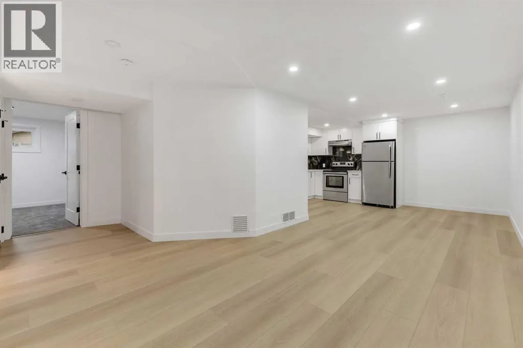 63 Bernard Place NW