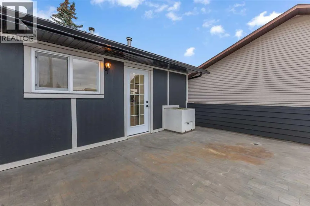 63 Bernard Place NW