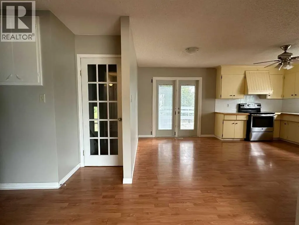 806 Almond Almond Avenue