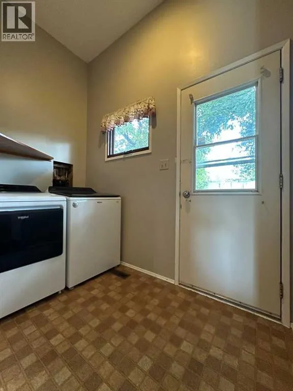806 Almond Almond Avenue