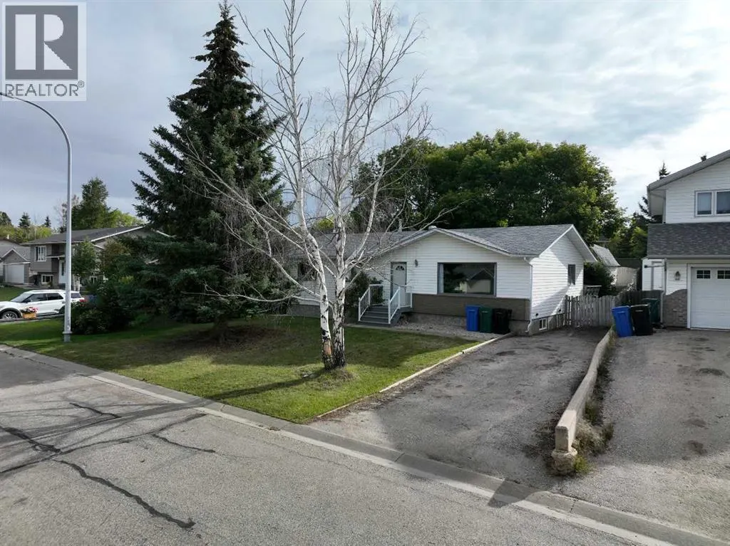 806 Almond Almond Avenue