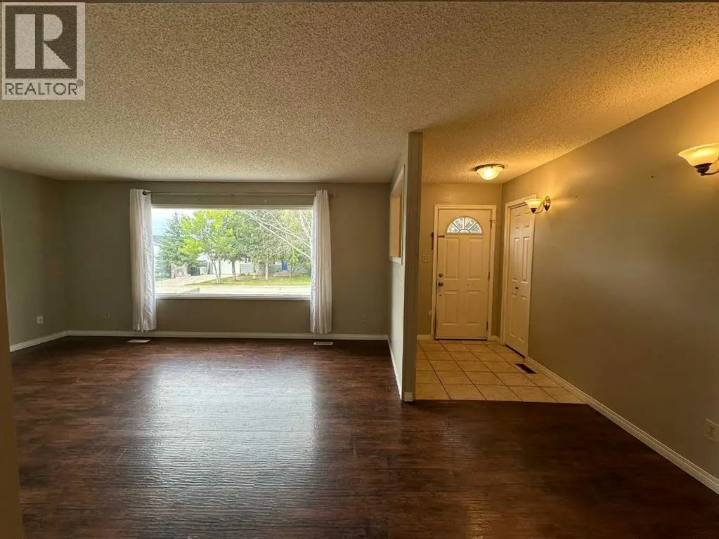 806 Almond Almond Avenue