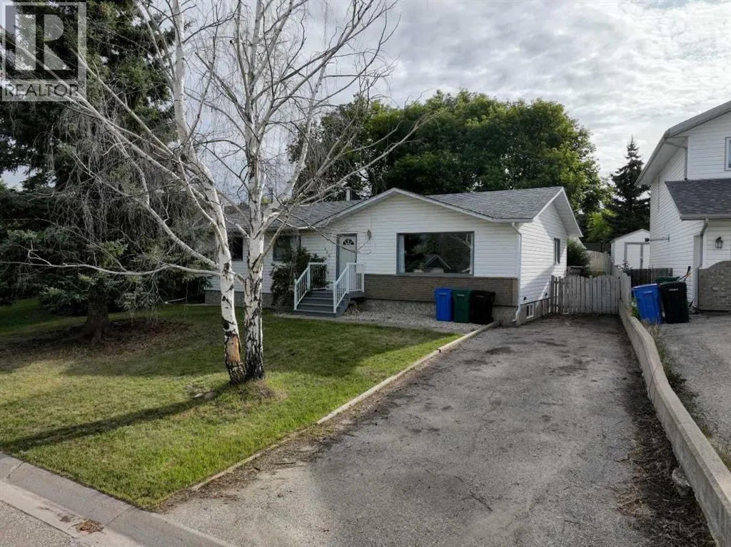 806 Almond Almond Avenue
