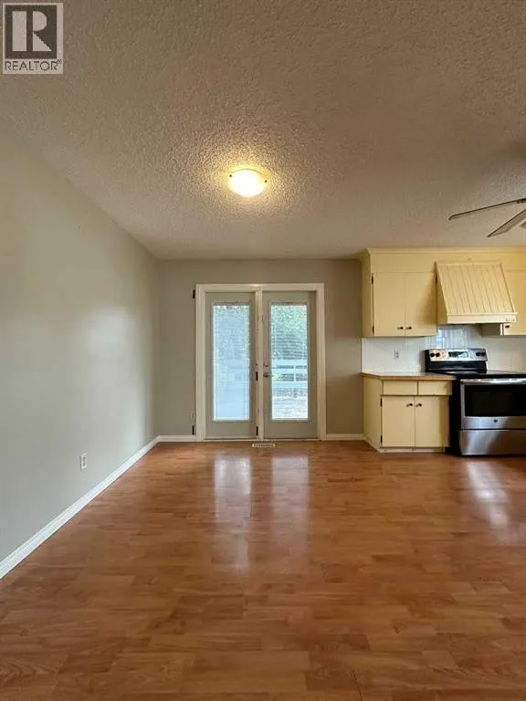 806 Almond Almond Avenue