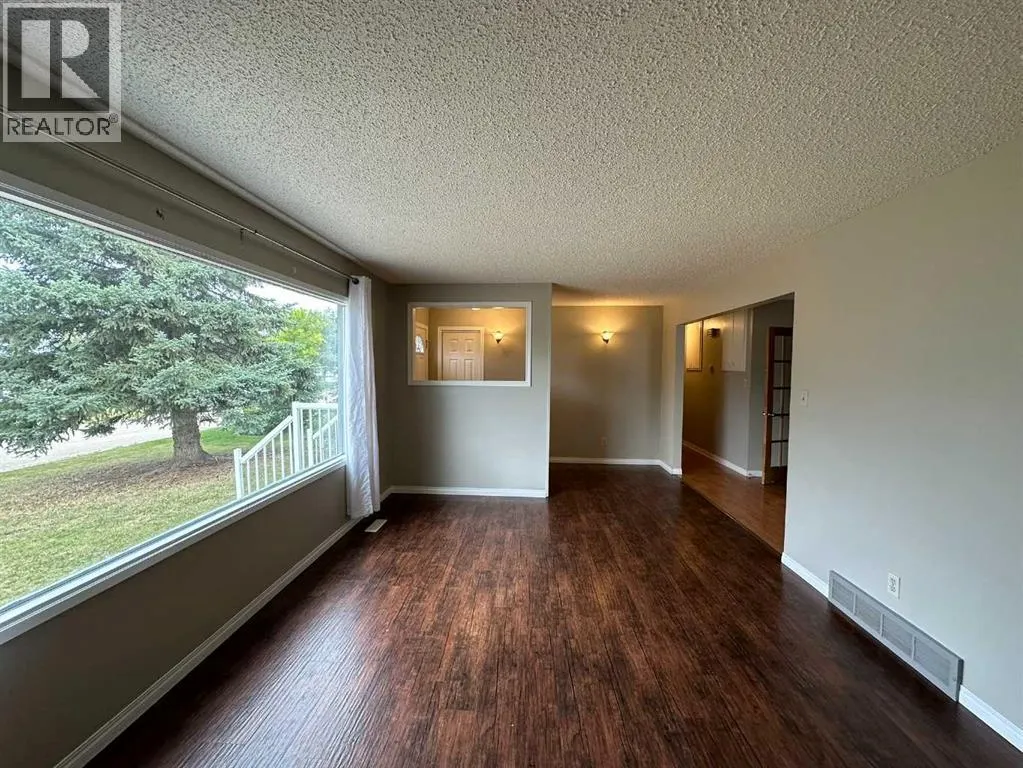 806 Almond Almond Avenue