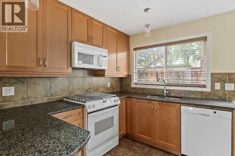 23, 2815 Palliser Drive SW