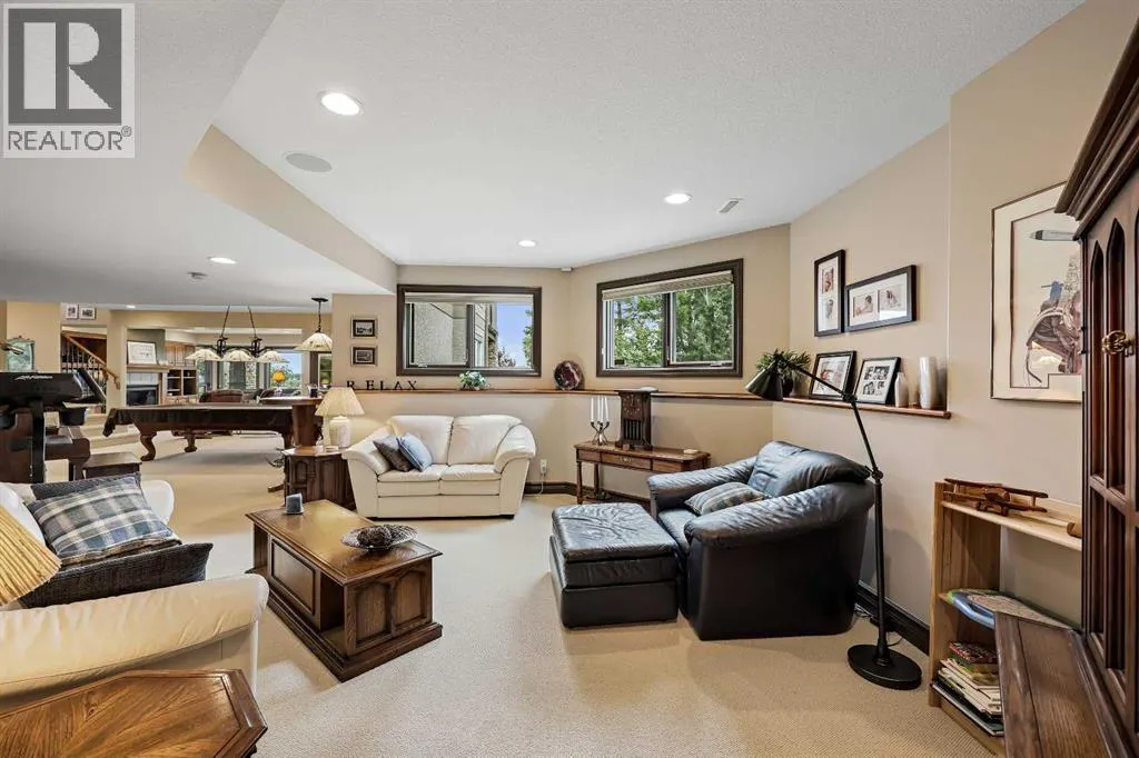 149 Mt Douglas Circle SE