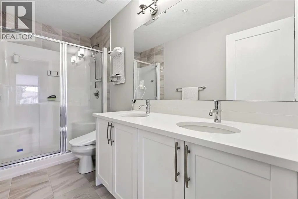 211, 300 Auburn Meadows Manor SE