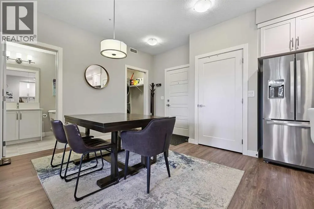 211, 300 Auburn Meadows Manor SE