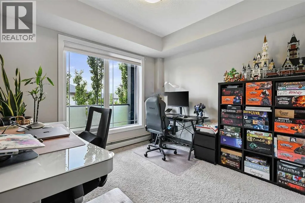 211, 300 Auburn Meadows Manor SE