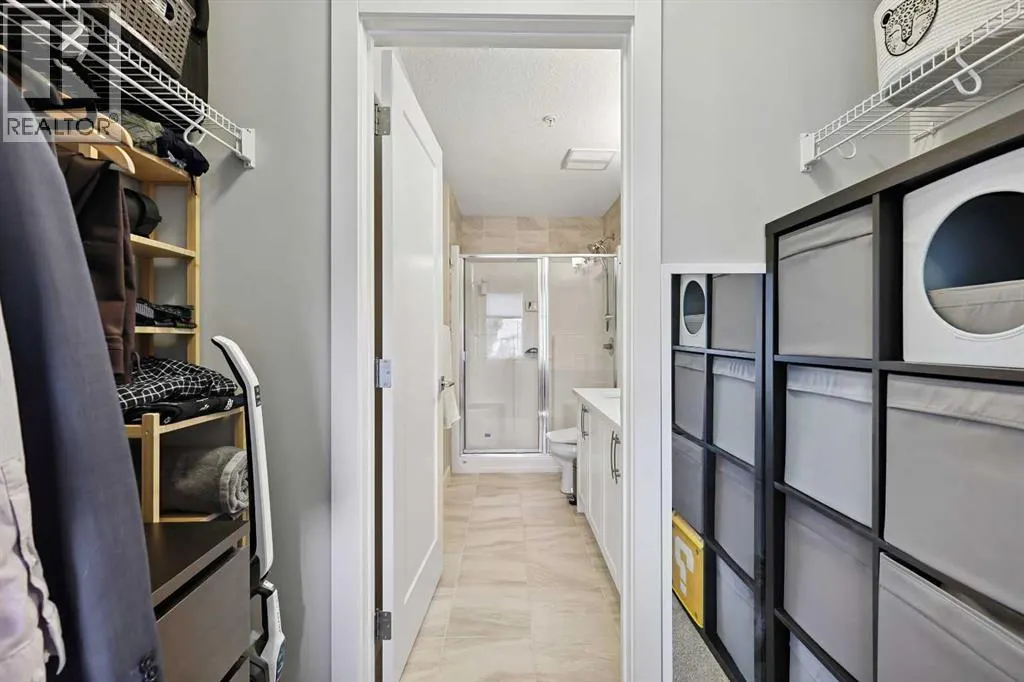 211, 300 Auburn Meadows Manor SE