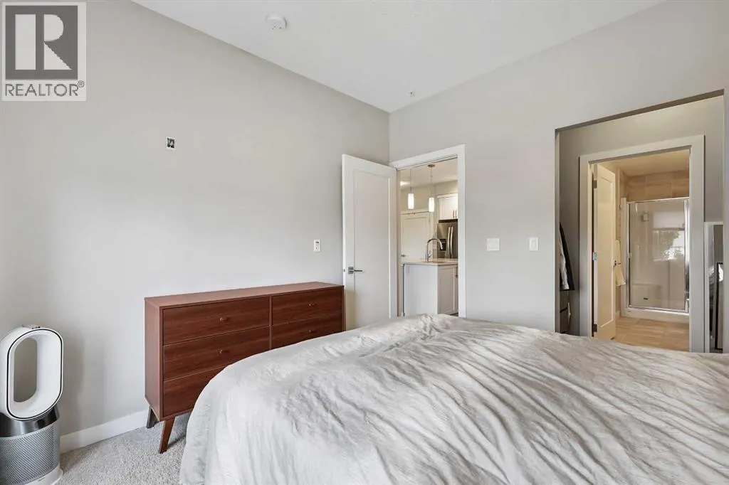 211, 300 Auburn Meadows Manor SE