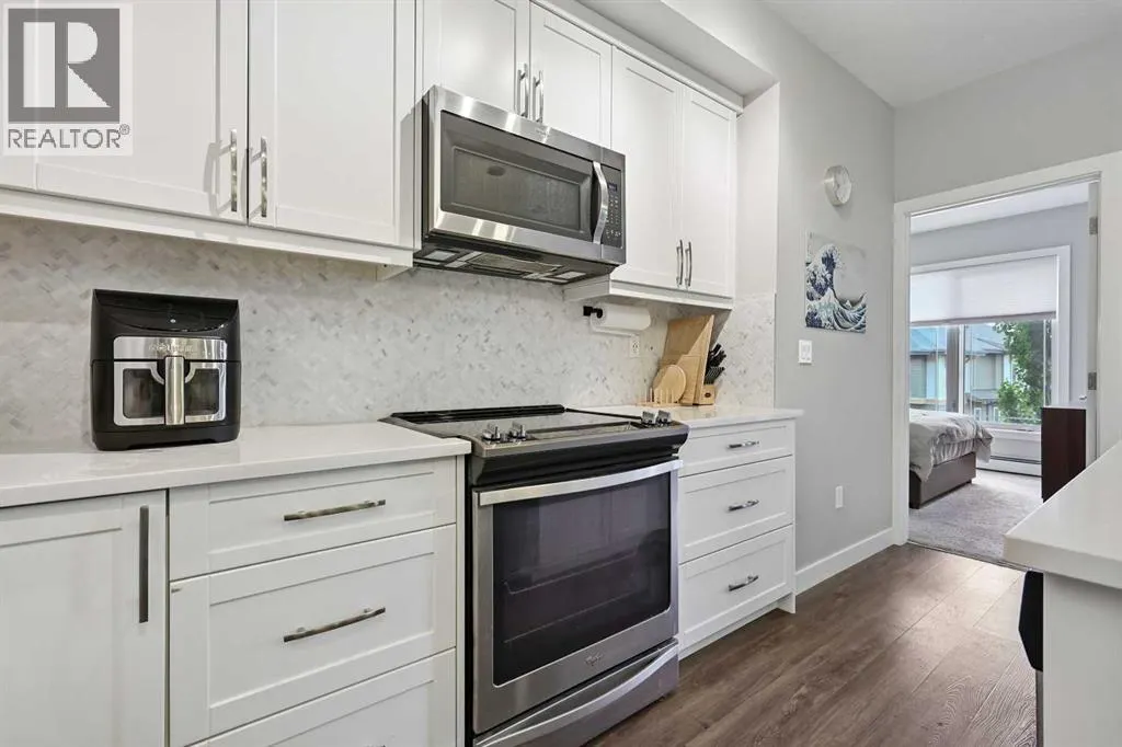 211, 300 Auburn Meadows Manor SE