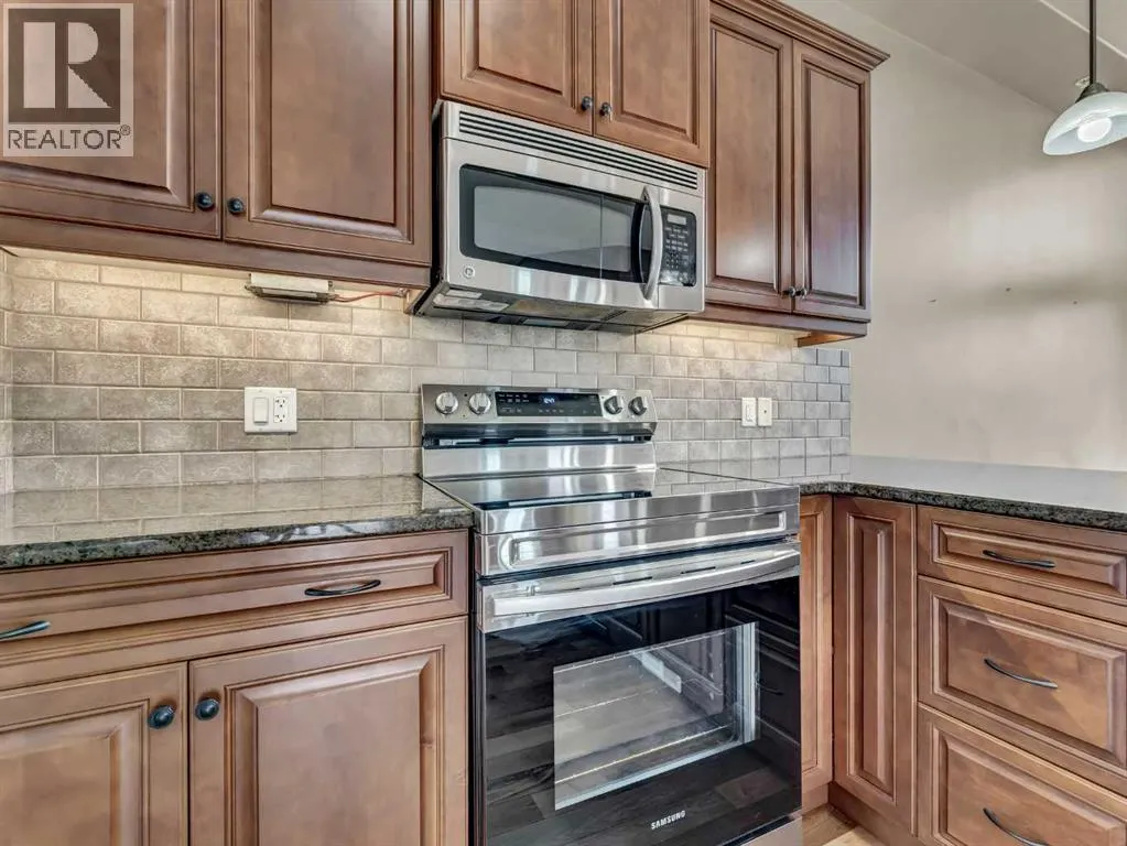 404, 85 Terrace Drive NE